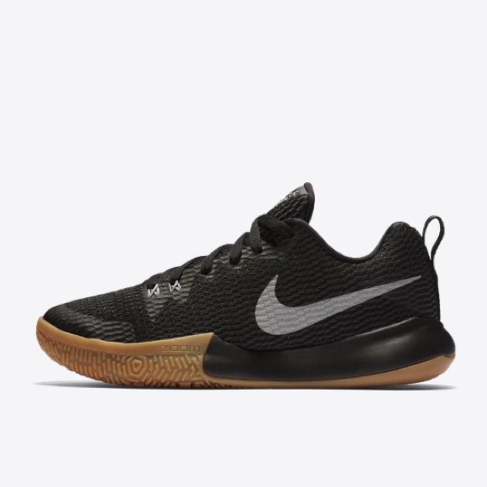 NIKE ZOOM LIVE II WOMEN’S BASKETBALL SHOE